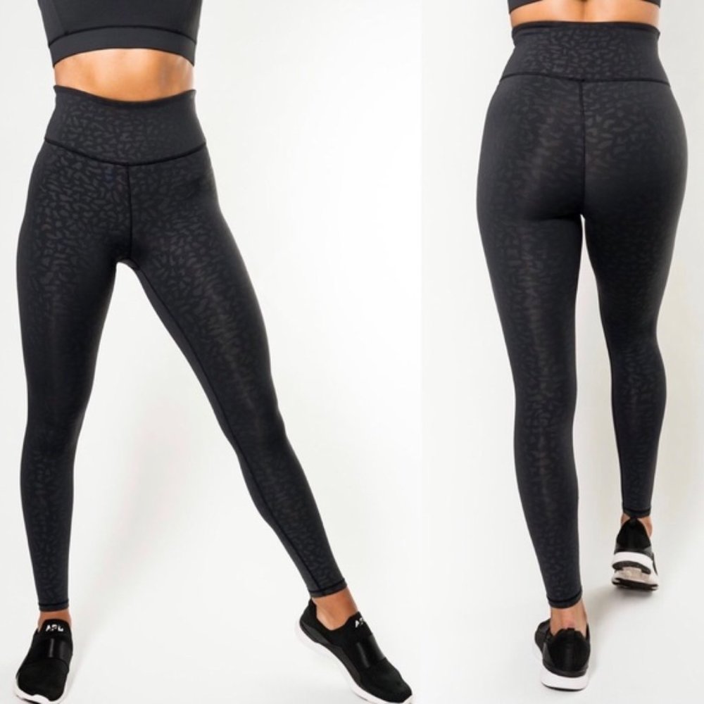 IVL Chi Chi Active Legging (Cheetah/Leopard Print)